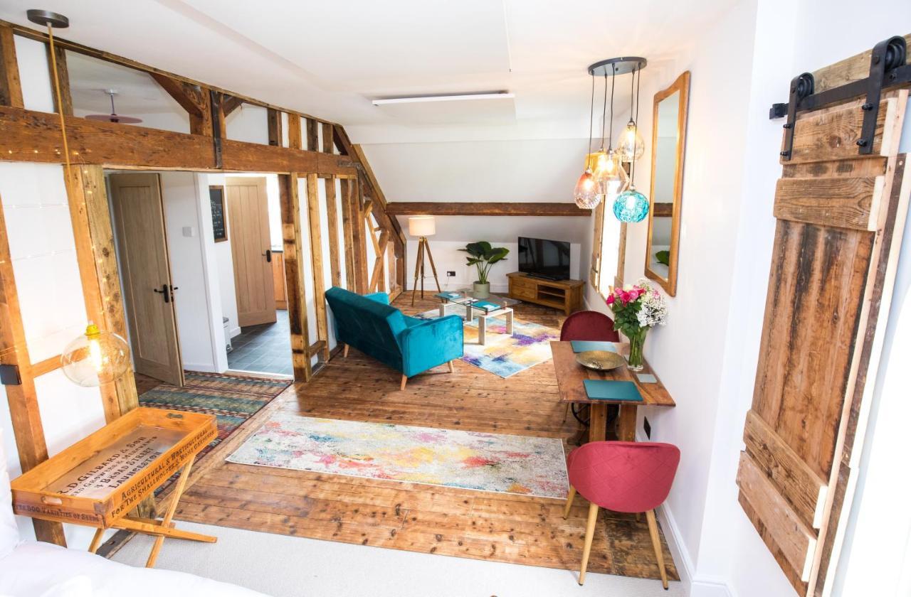 James' Place At Brynawel Мертір-Тідвіл Екстер'єр фото